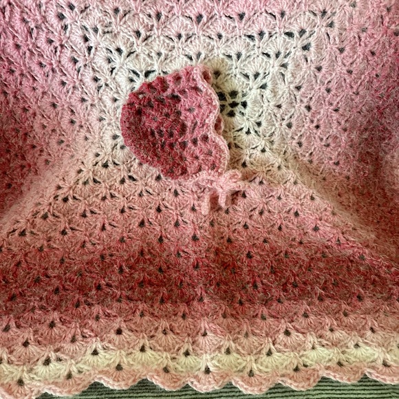 **SALE!!** Baby girl blanket set handmade - Picture 1 of 6